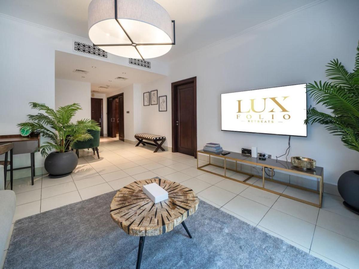 Modern Old Town 1 Bed With Garden View Apartment *